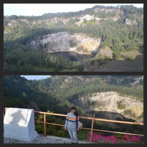 black lake kelimutu