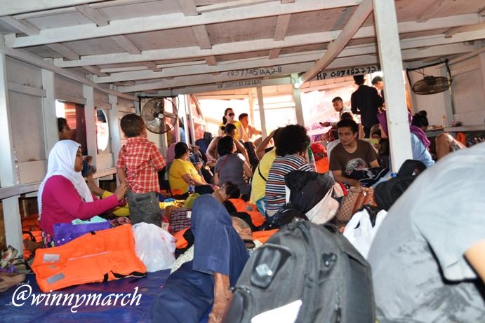 Keadaan di dalam Kapal Motor ke Pulau Pramuka