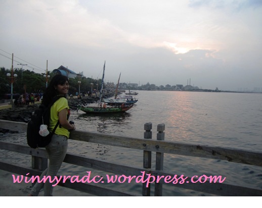 Sunset di Pantai Ancol