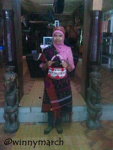 Pakaian Adat Batak Sumut