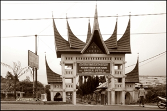 Simpang menuju ke Air Kucing