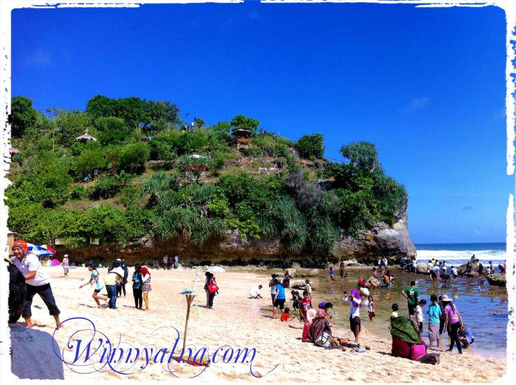 pantai indrayanti Yogyakarta