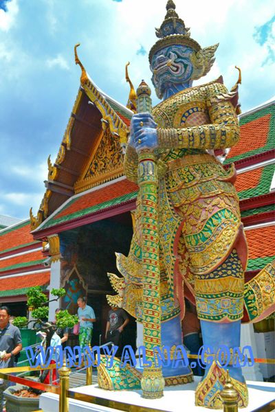 Pintu masuk ke Grand Pallace