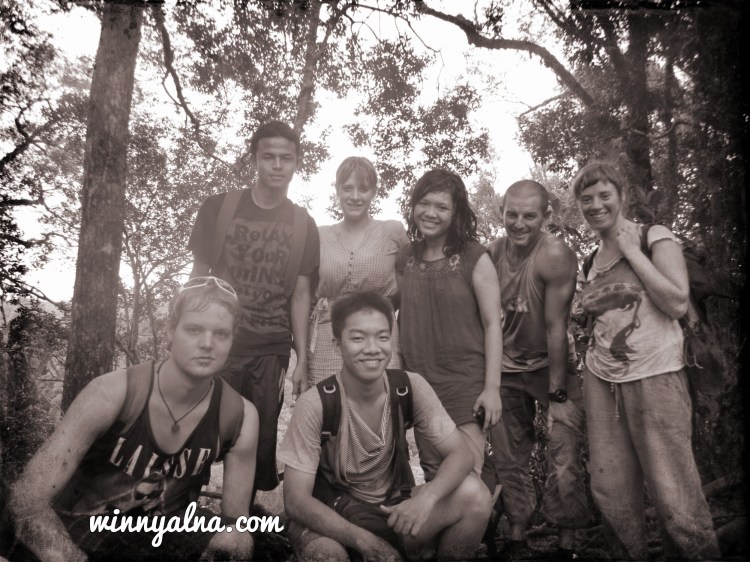 Tim Trekking Bukit Lawang