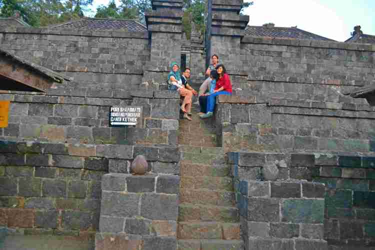candi cetho gunung lawu
