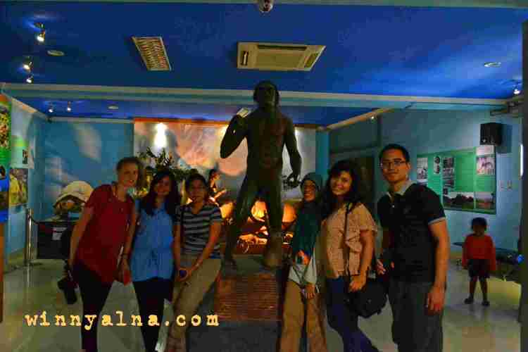 Kami di Museum Sangiran