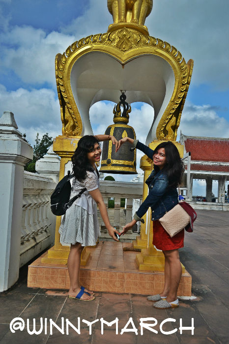 Aku dan Sarah di wisata hat yai