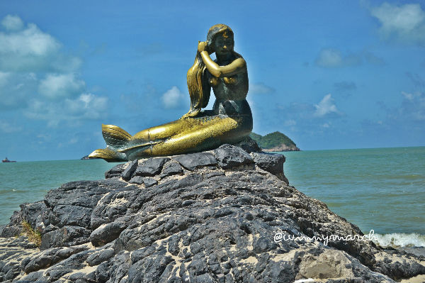 Pantai Samila Songkhla