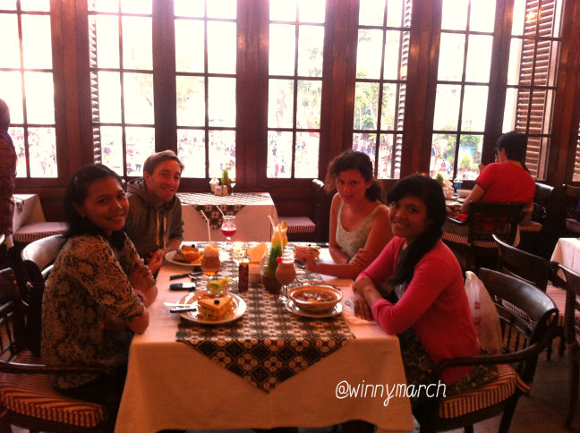 cafe batavia kota tua jakarta