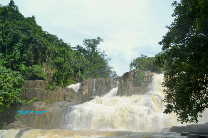 air terjun parangloe