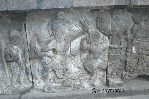 Relief di Candi Prambanan 