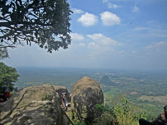 Gunung Munara Bogor