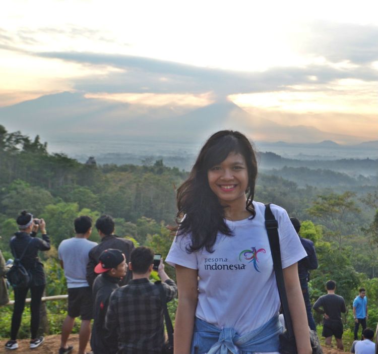 Sunrise Borobudur dari Punthuk Setumbu