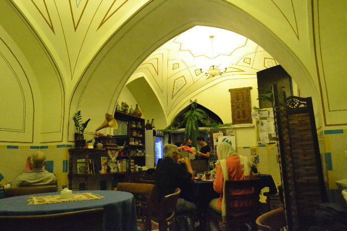 restaurant-in-esfahan