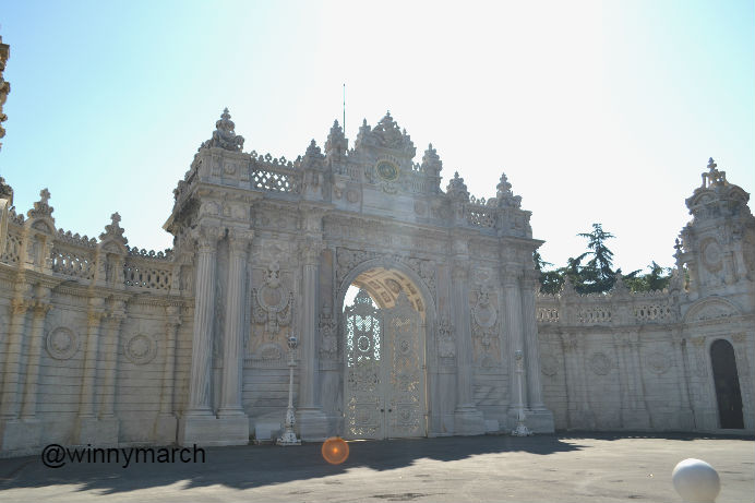 dolmabahce-palace
