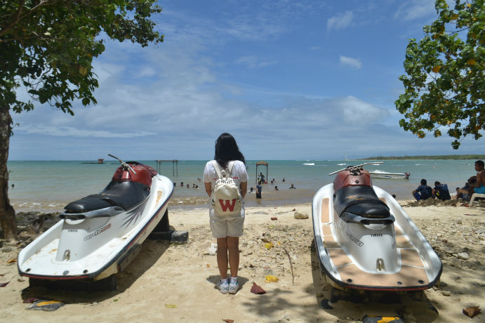pantai-tanjung-lesung